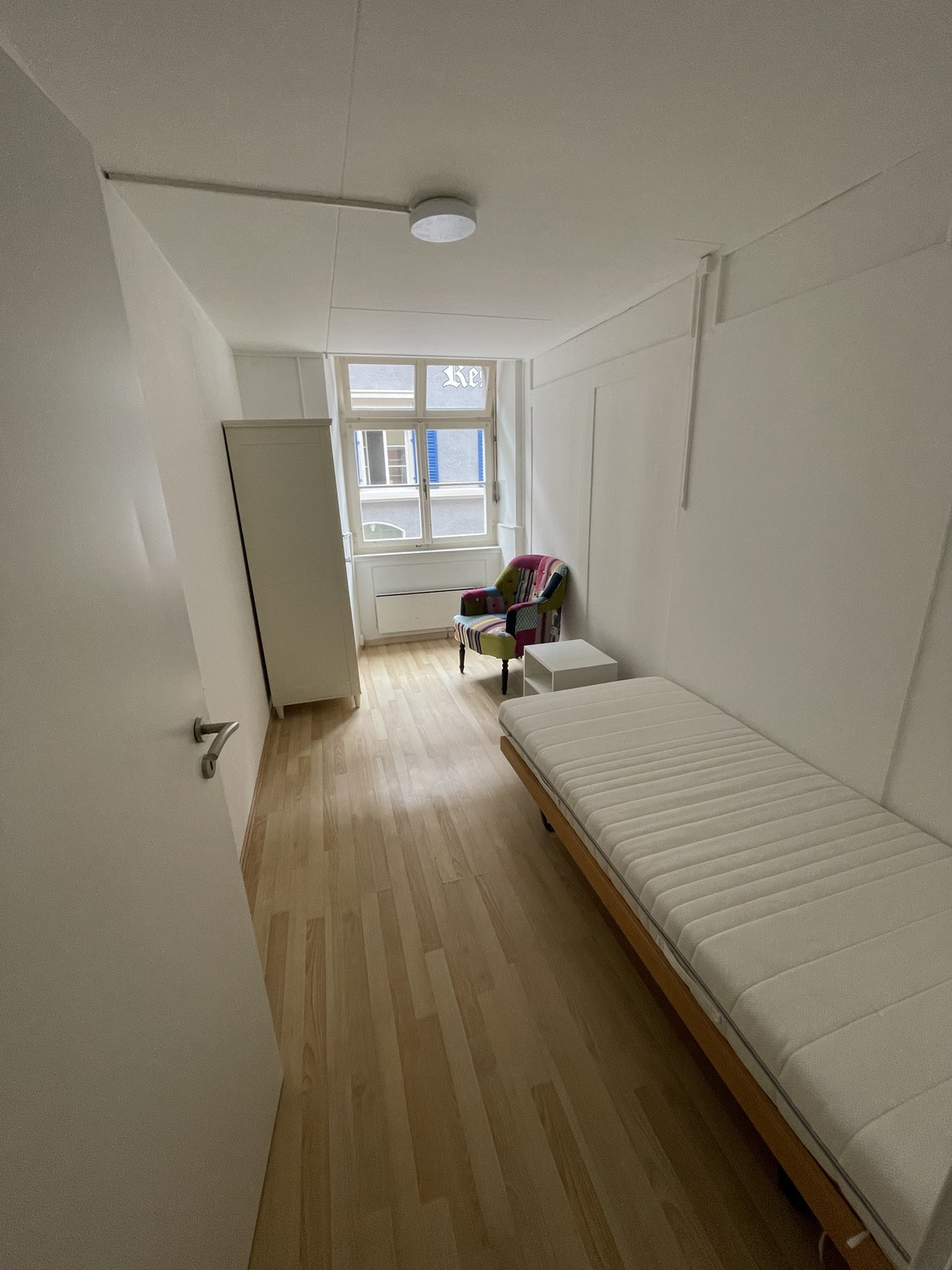 Chambre dans un appartement partagé