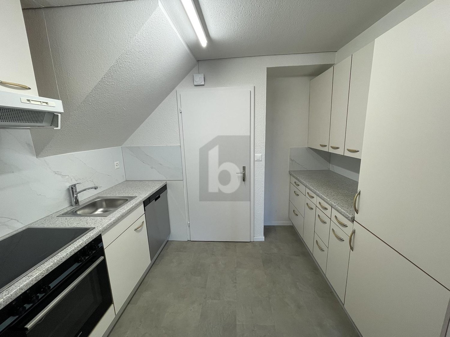 appartamento di 3 locali, foto 3 di 4