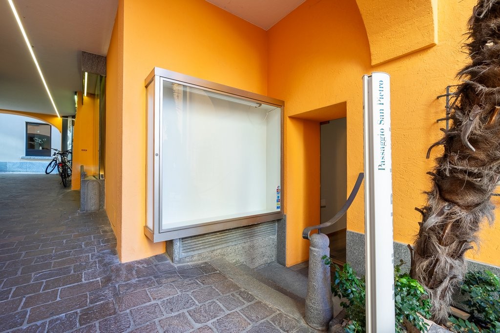30m² commercial