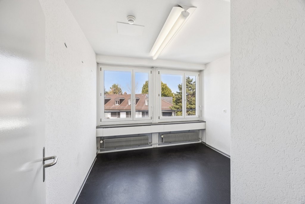 332m² bureau