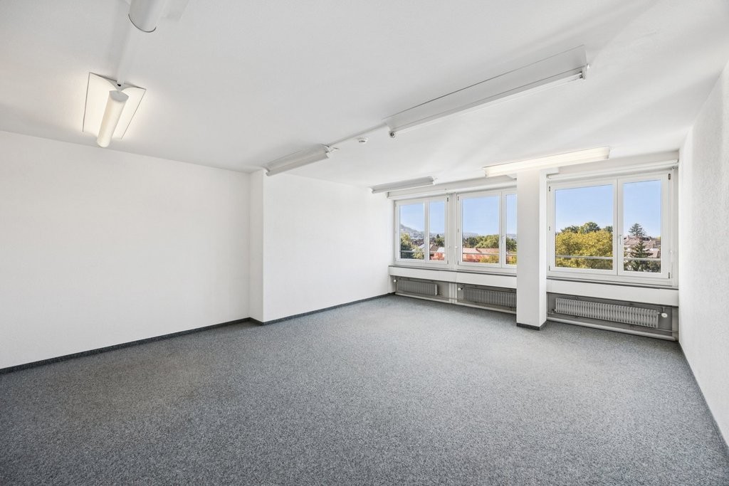 332m² bureau