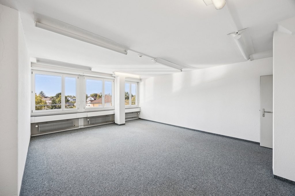 332m² bureau