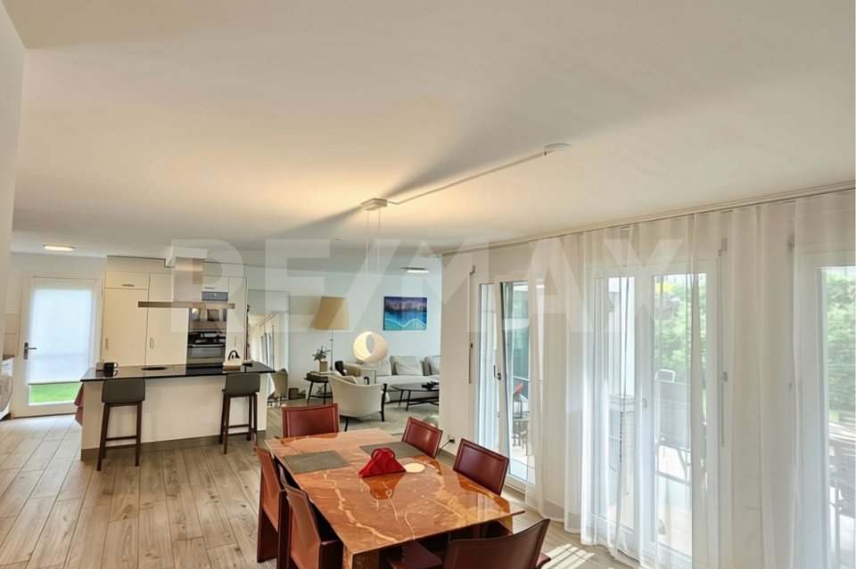 Casa duplex di 5 locali, foto 1 di 10