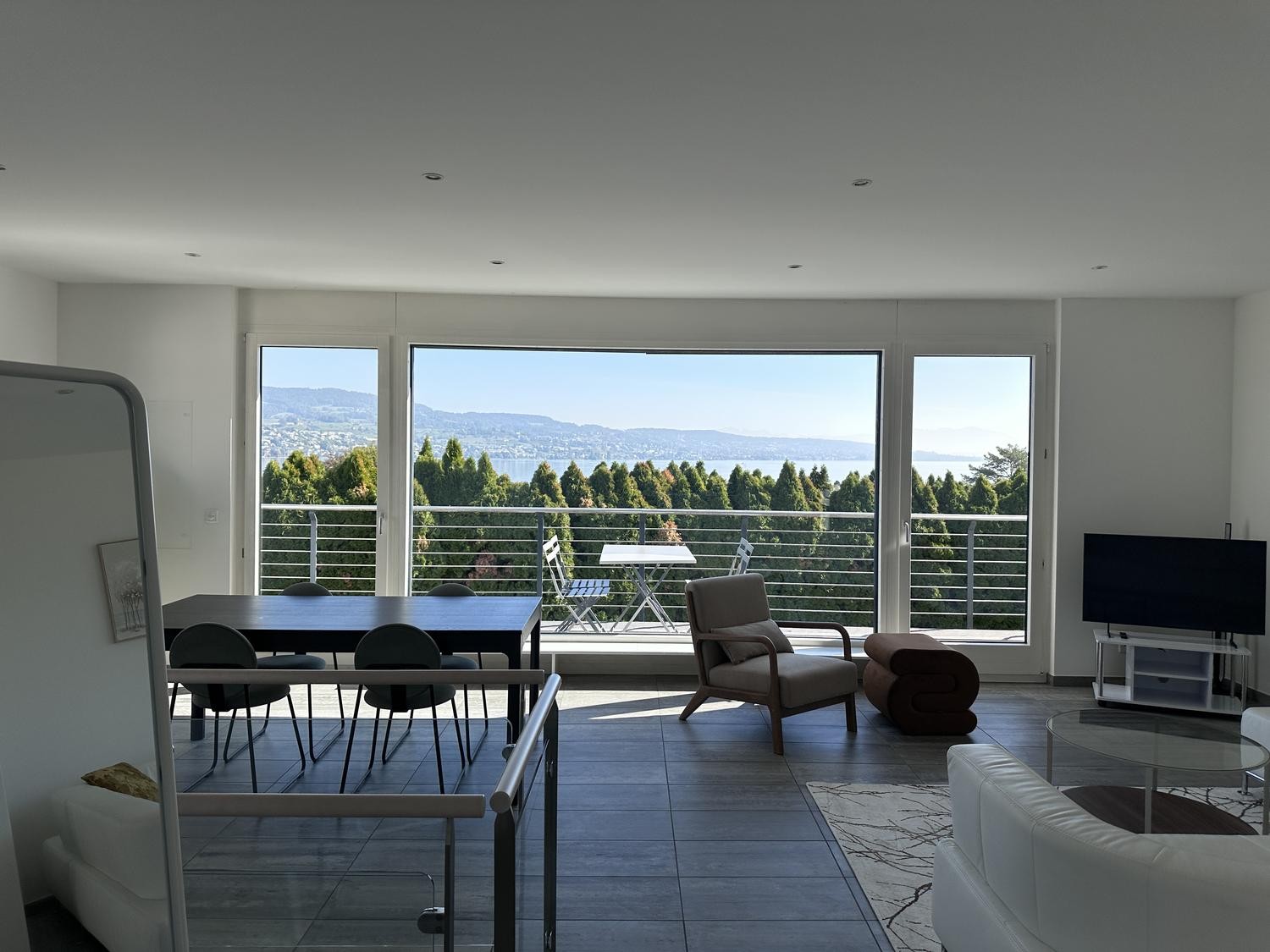 Appartamento arredato di 2 ½ locali, foto 2 di 10