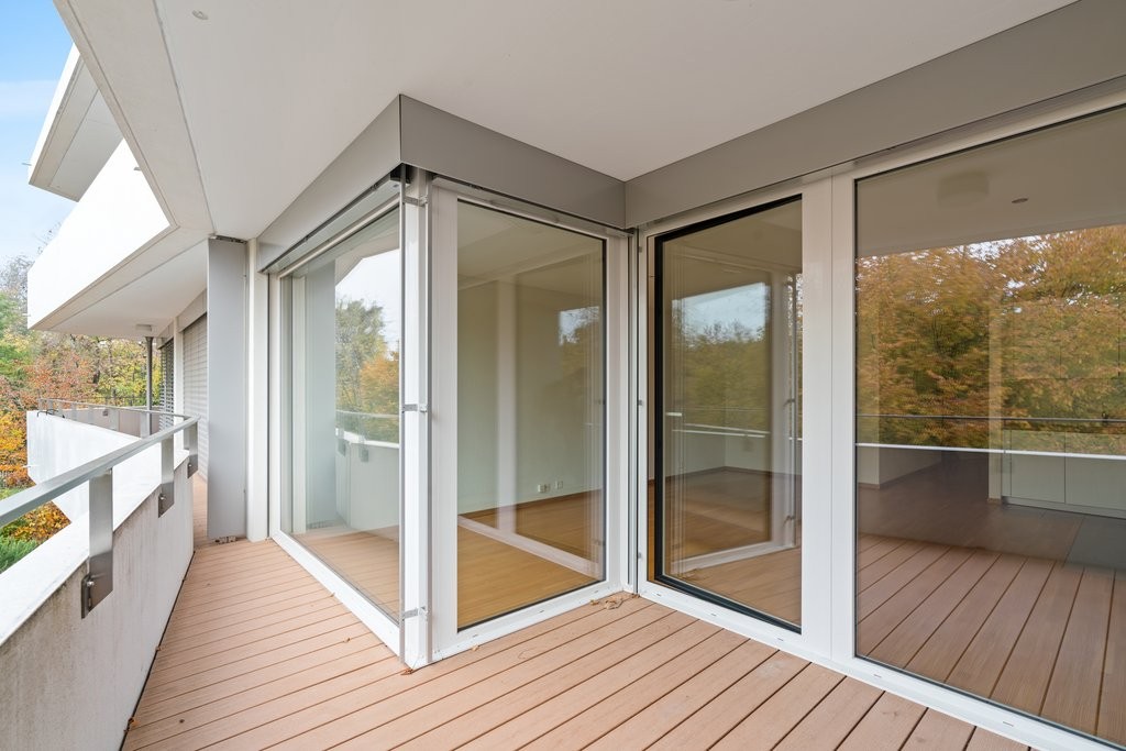 5 rooms apartment