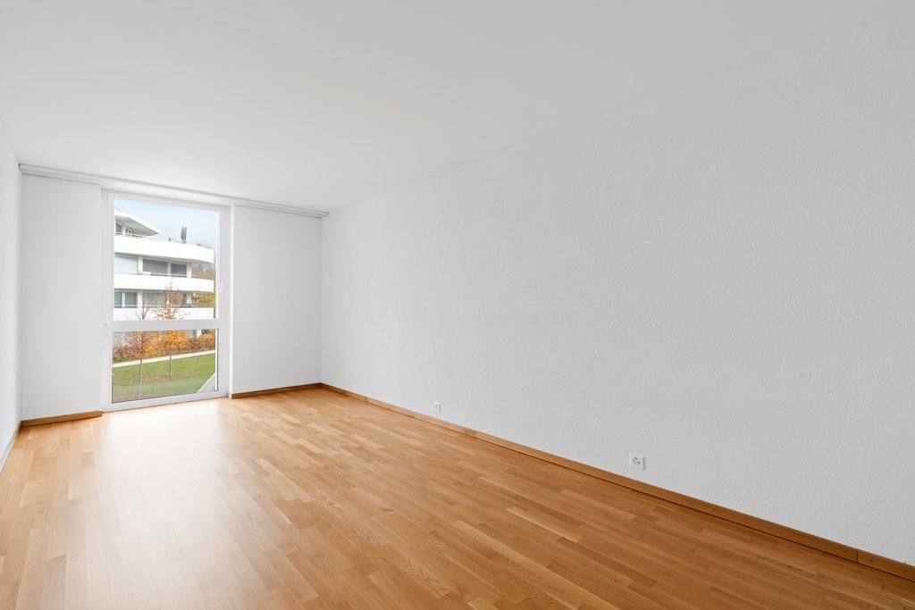 5 rooms apartment