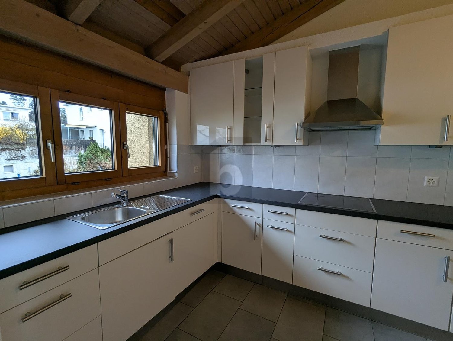 Casa duplex di 4 ½ locali, foto 1 di 4