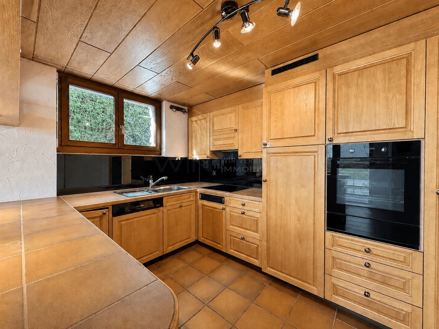 Casa singola di 6 ½ locali, foto 3 di 10