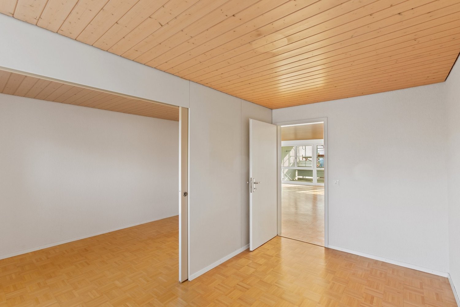 Appartamento attico di 3 ½ locali, foto 7 di 9