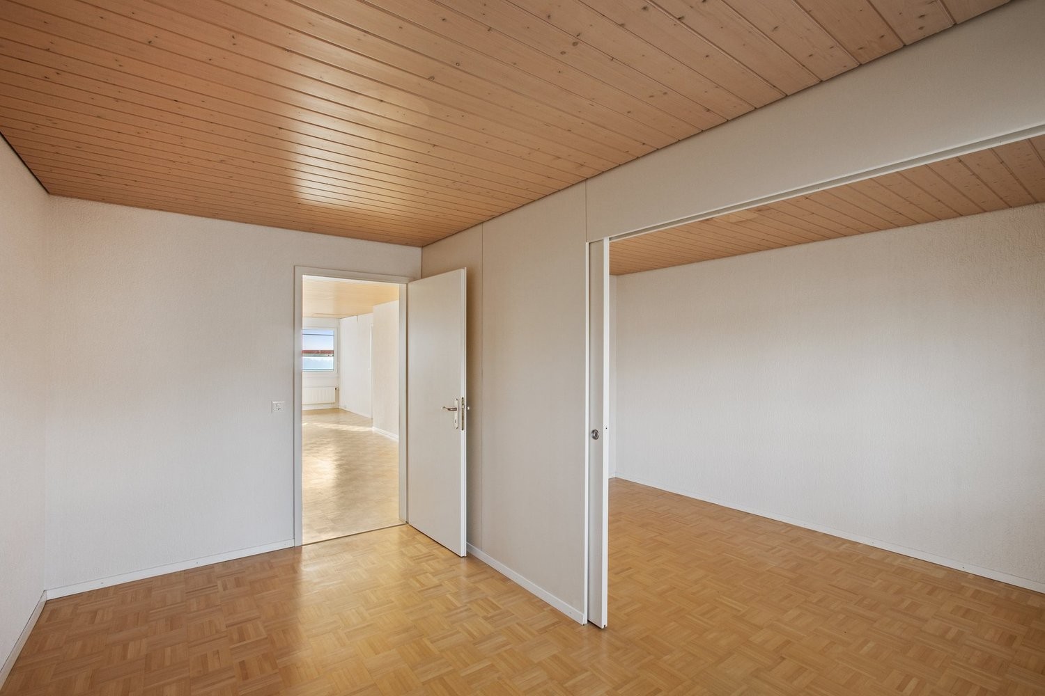 Appartamento attico di 3 ½ locali, foto 6 di 9