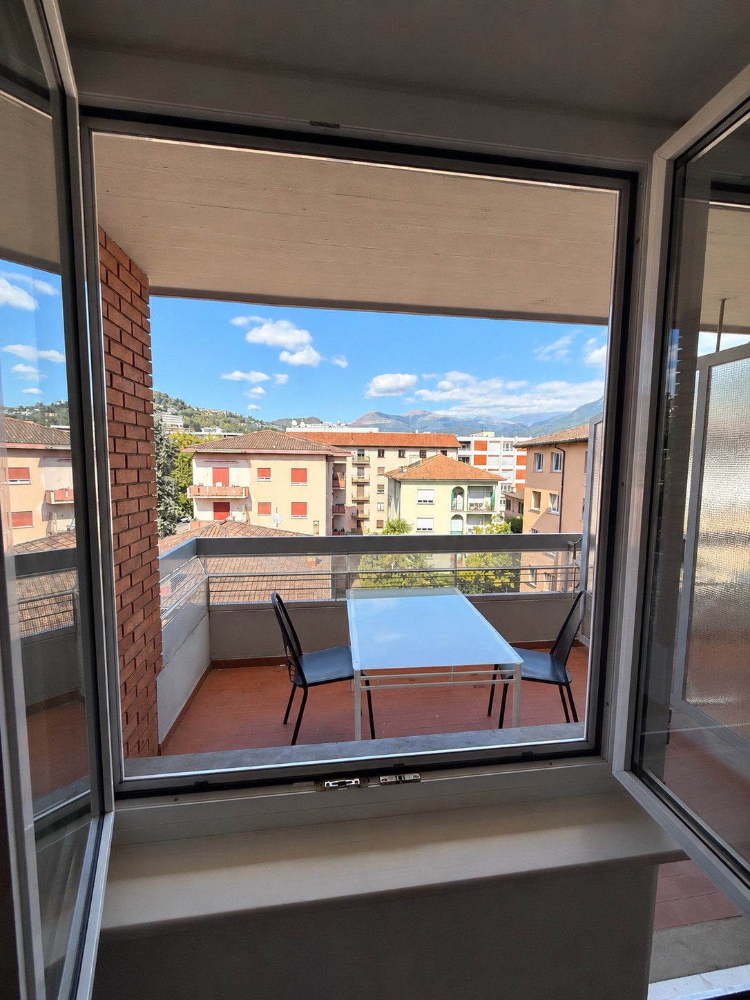 Room in a shared flat, foto 2 di 3
