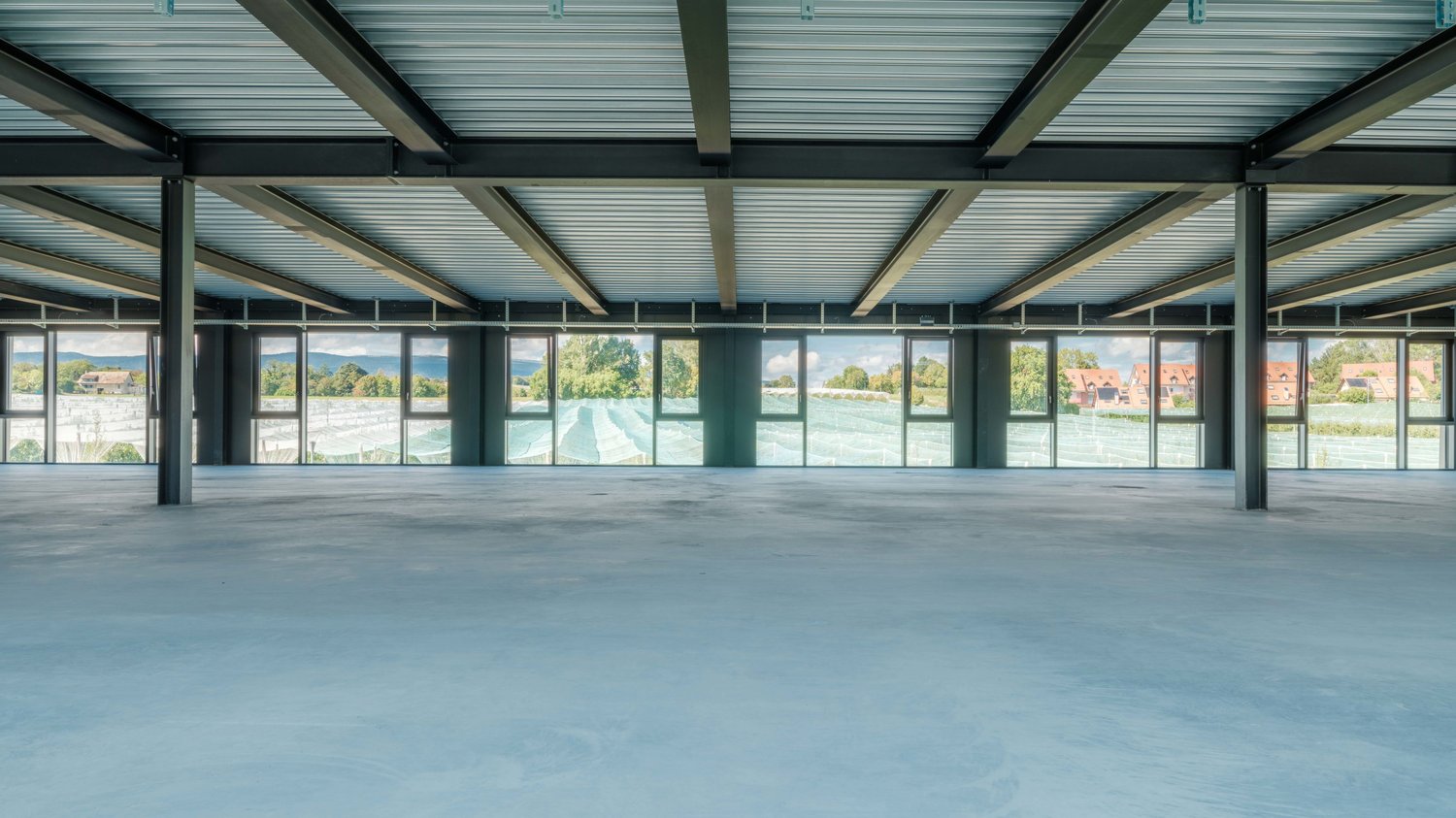 604m² oggetto industriale