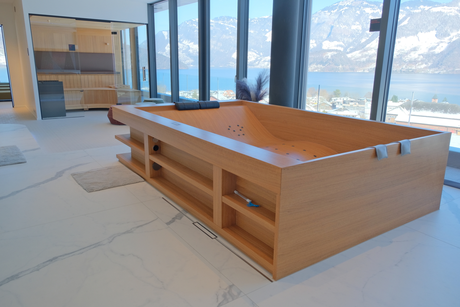 408m² office