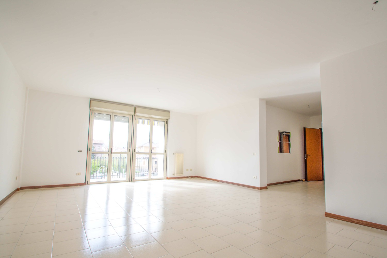 4 rooms apartment, foto 1 di 10