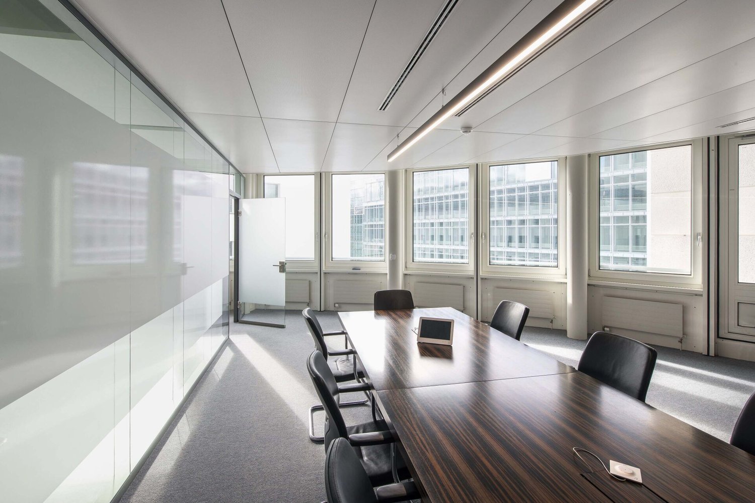 2130m² ufficio