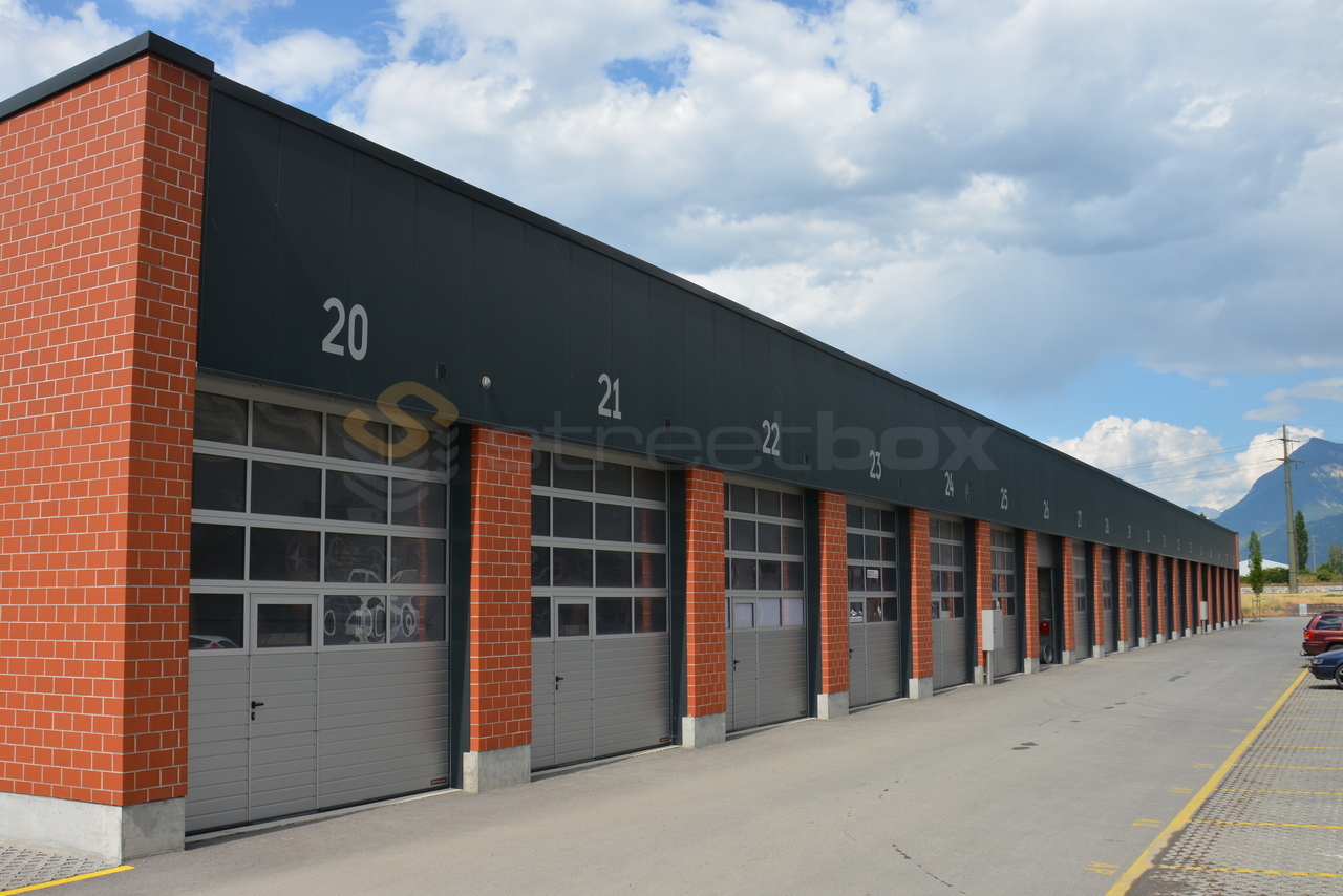 120m² commerciale