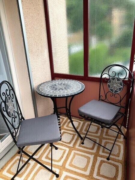 3 rooms furnished flat