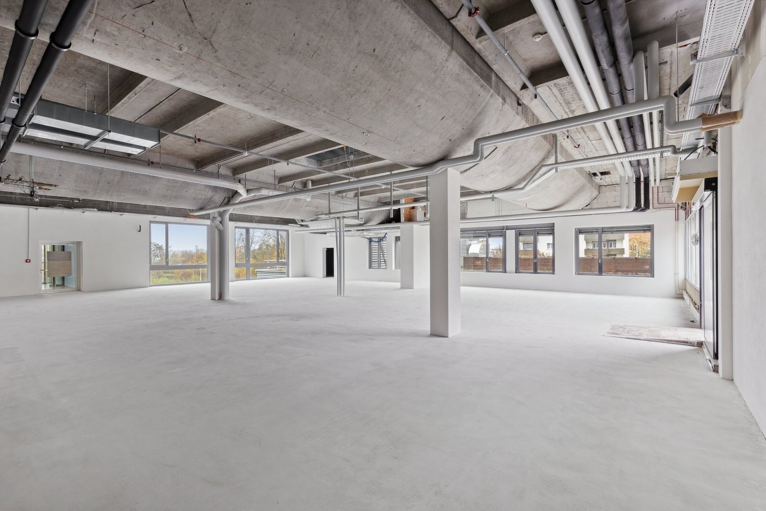 negozio di 659m²