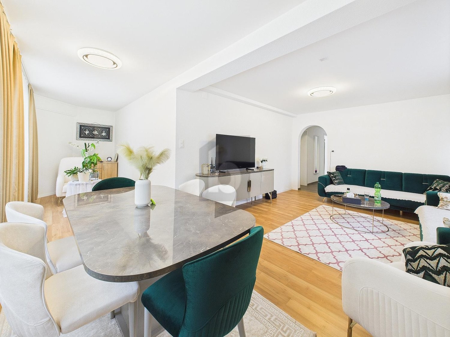 Appartamento di 2 ½ locali, foto 1 di 4