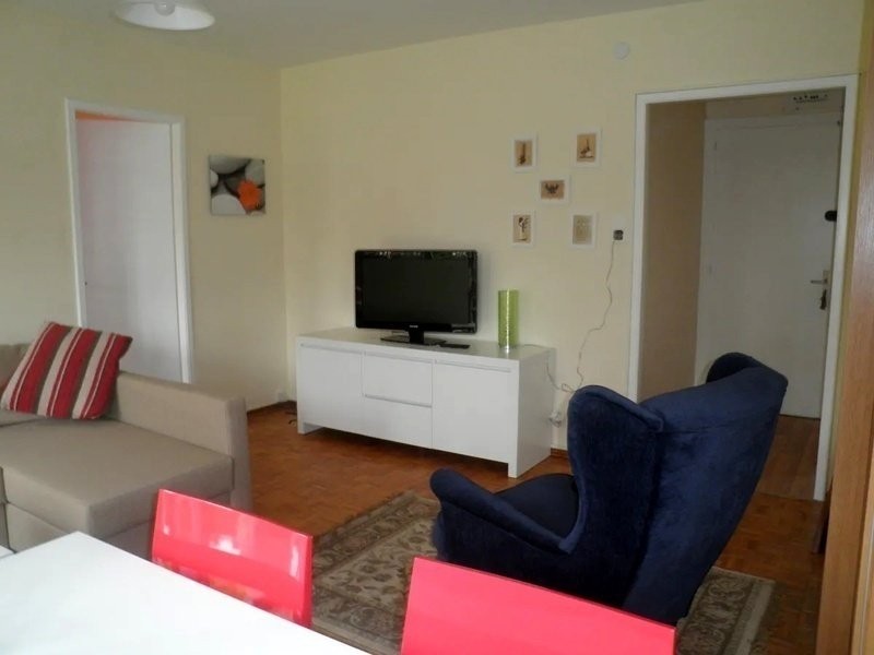 Appartamento arredato di 2 ½ locali, foto 3 di 9