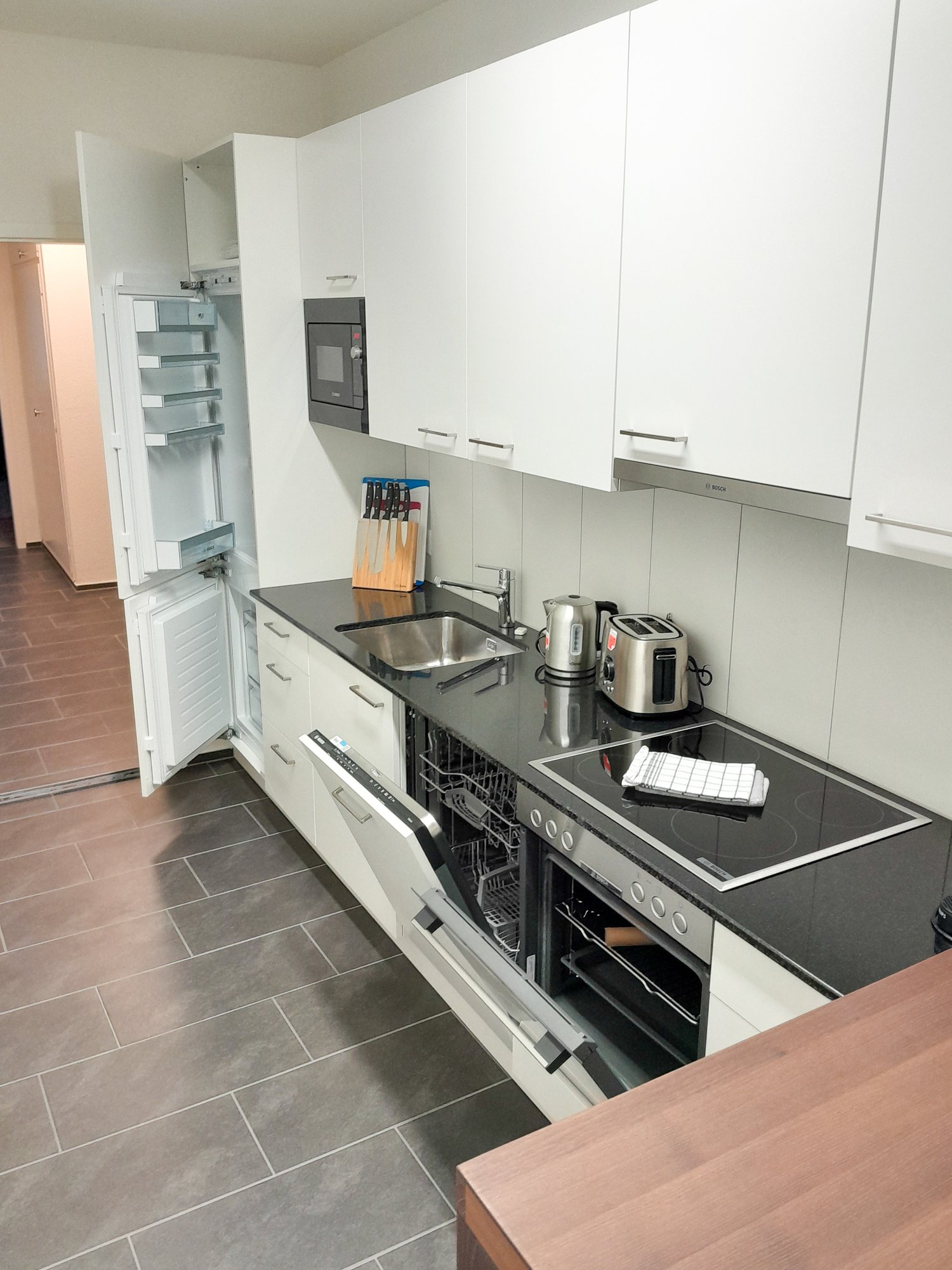Appartamento di 2 ½ locali arredato, foto 4 di 10