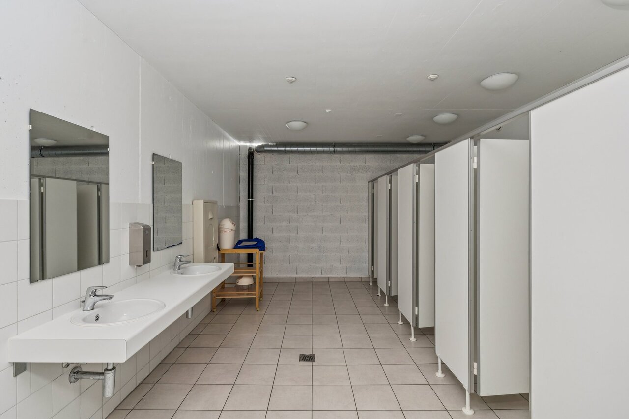 1867m² Gewerbe