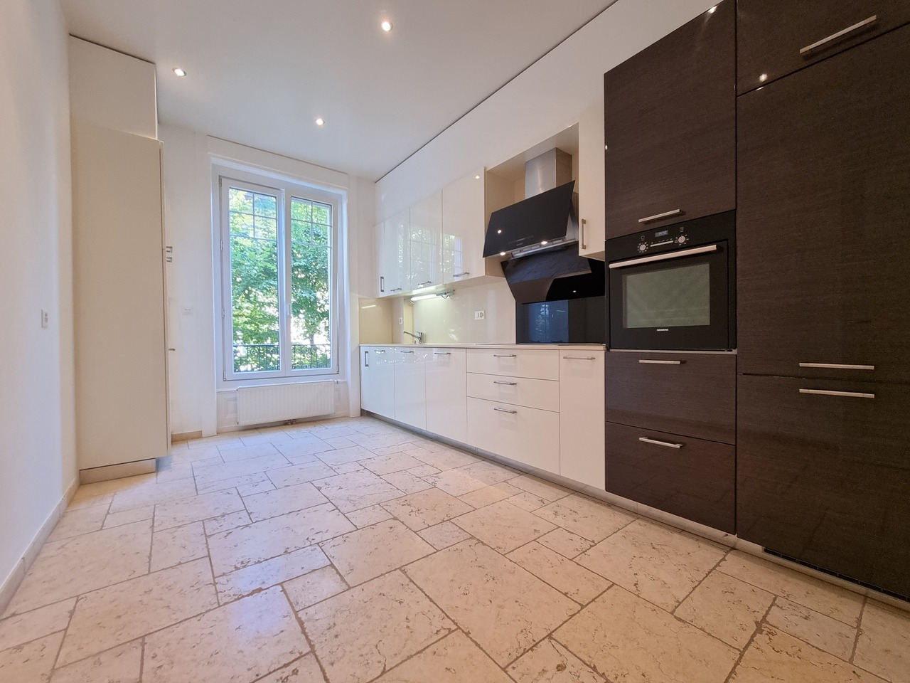 Appartamento di 4 locali, foto 7 di 9