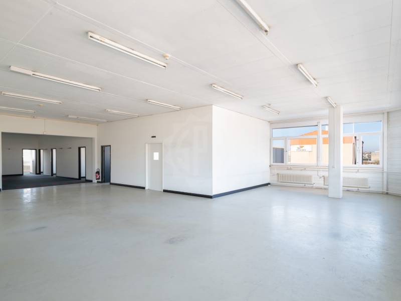 522m² oggetto industriale