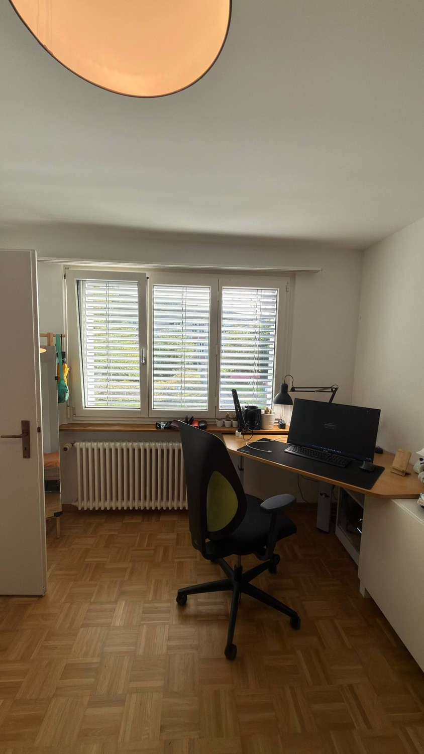 Camera in un appartamento condiviso, foto 3 di 8