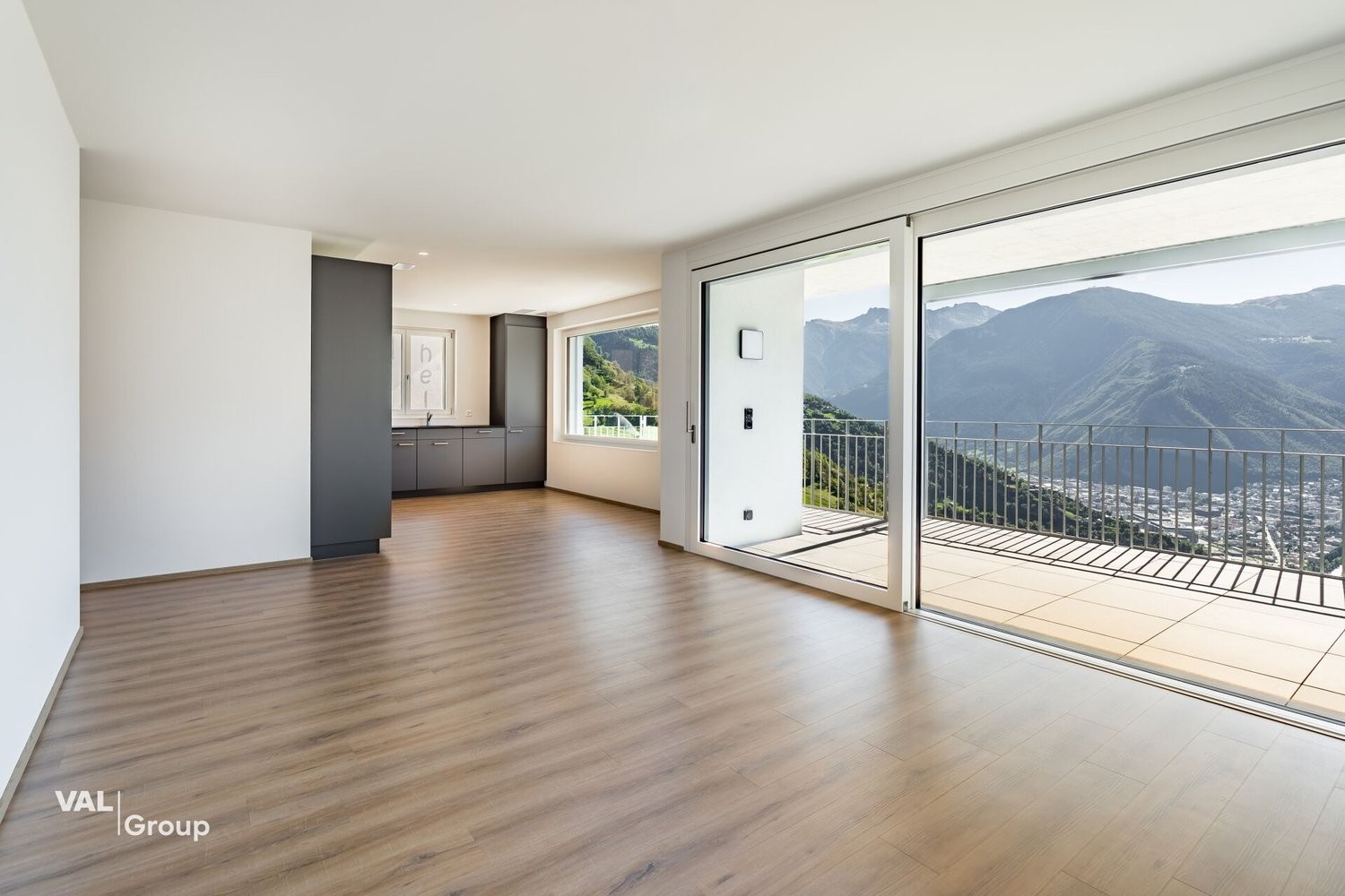Appartamento di 5 ½ locali, foto 1 di 10