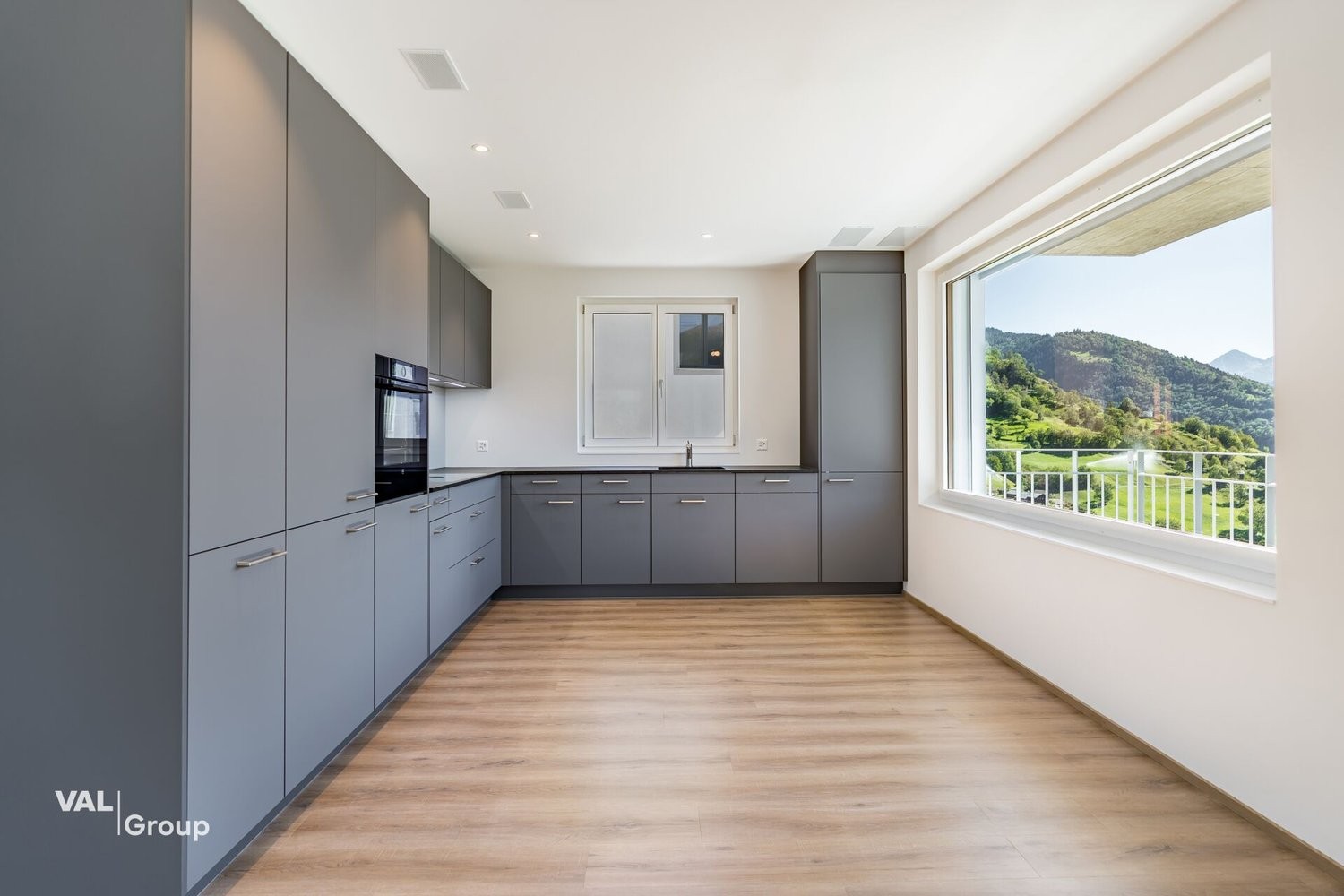 Appartamento di 5 ½ locali, foto 2 di 10