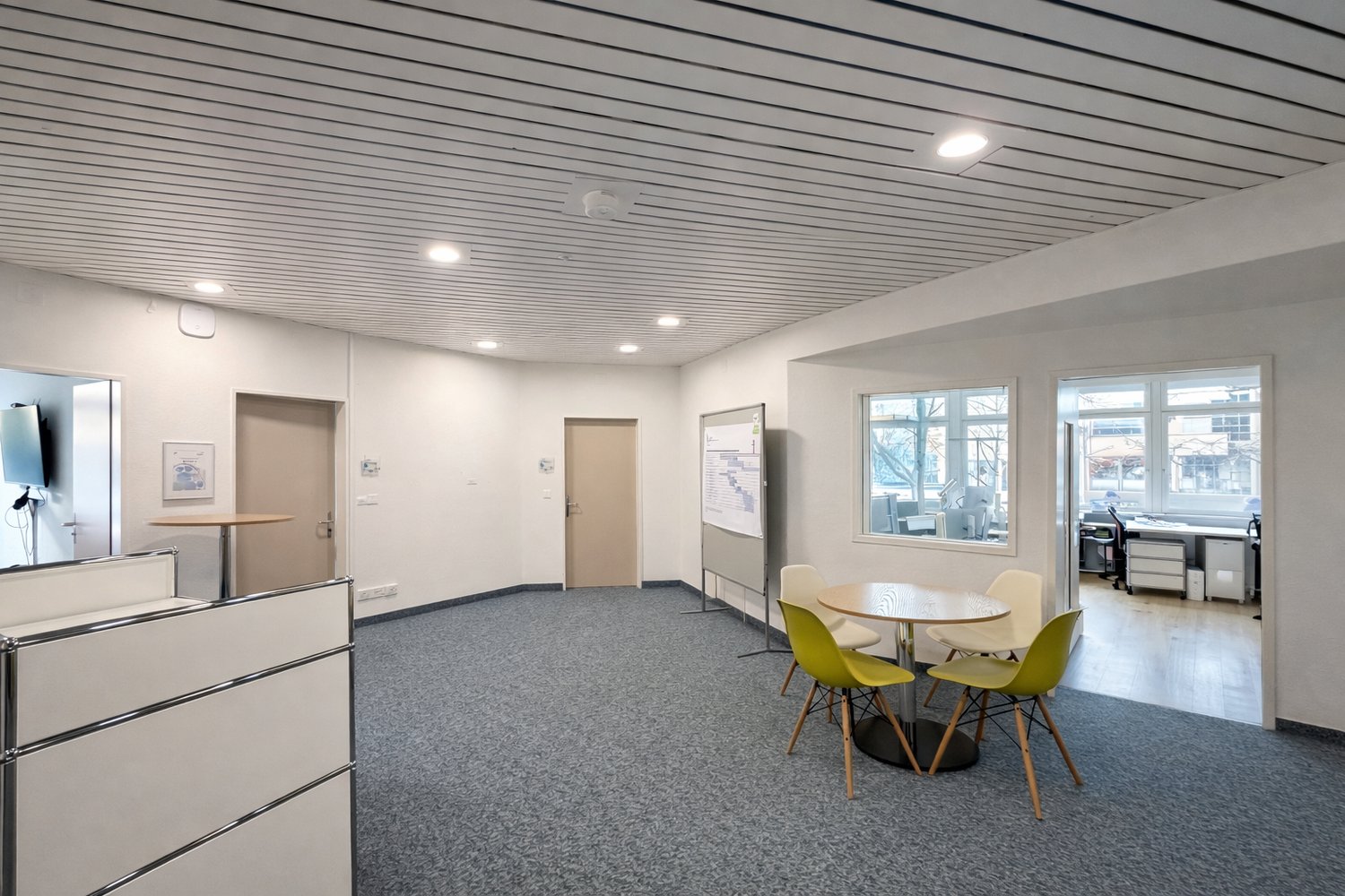 825m² ufficio