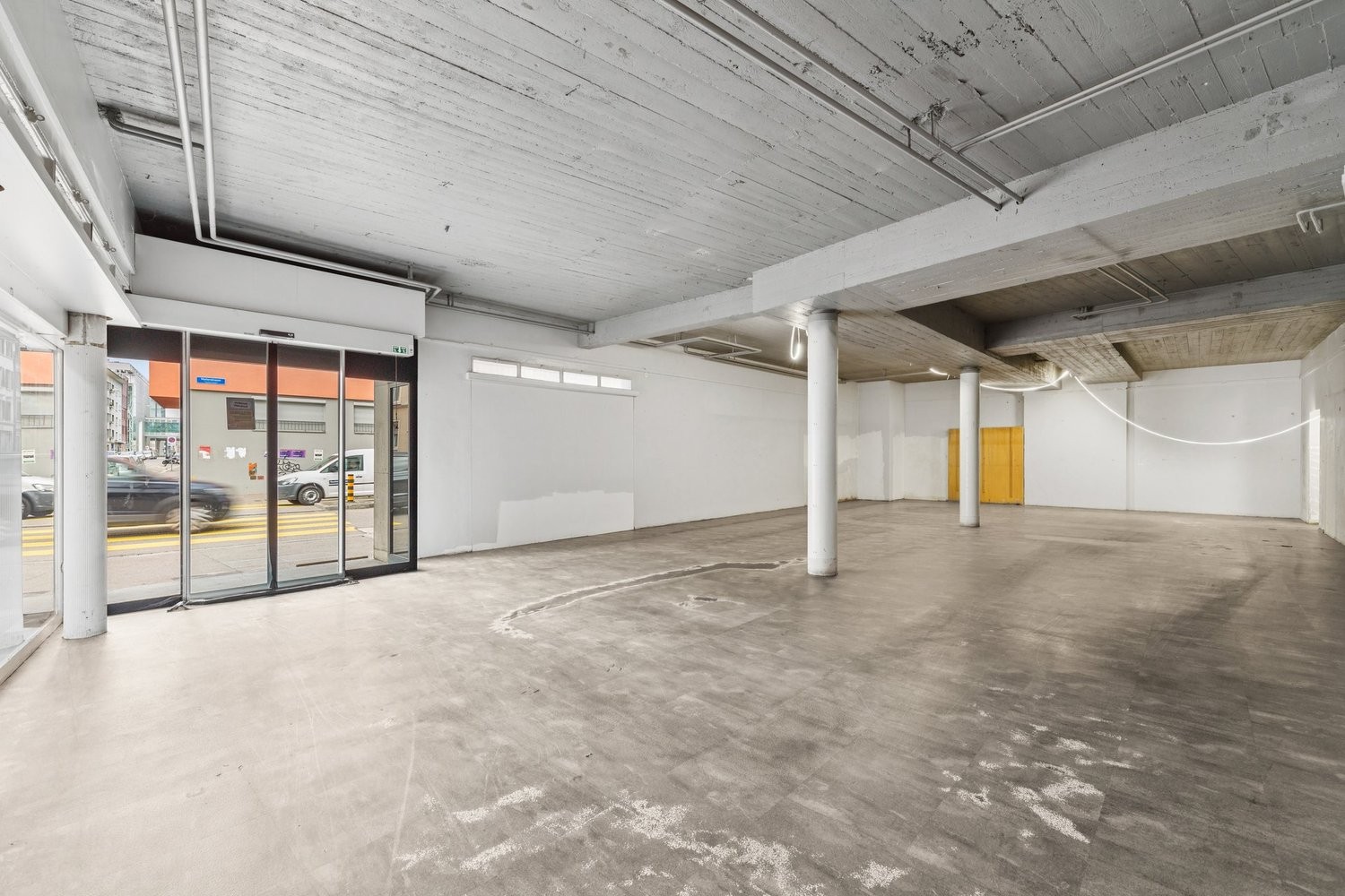 negozio di 275m²