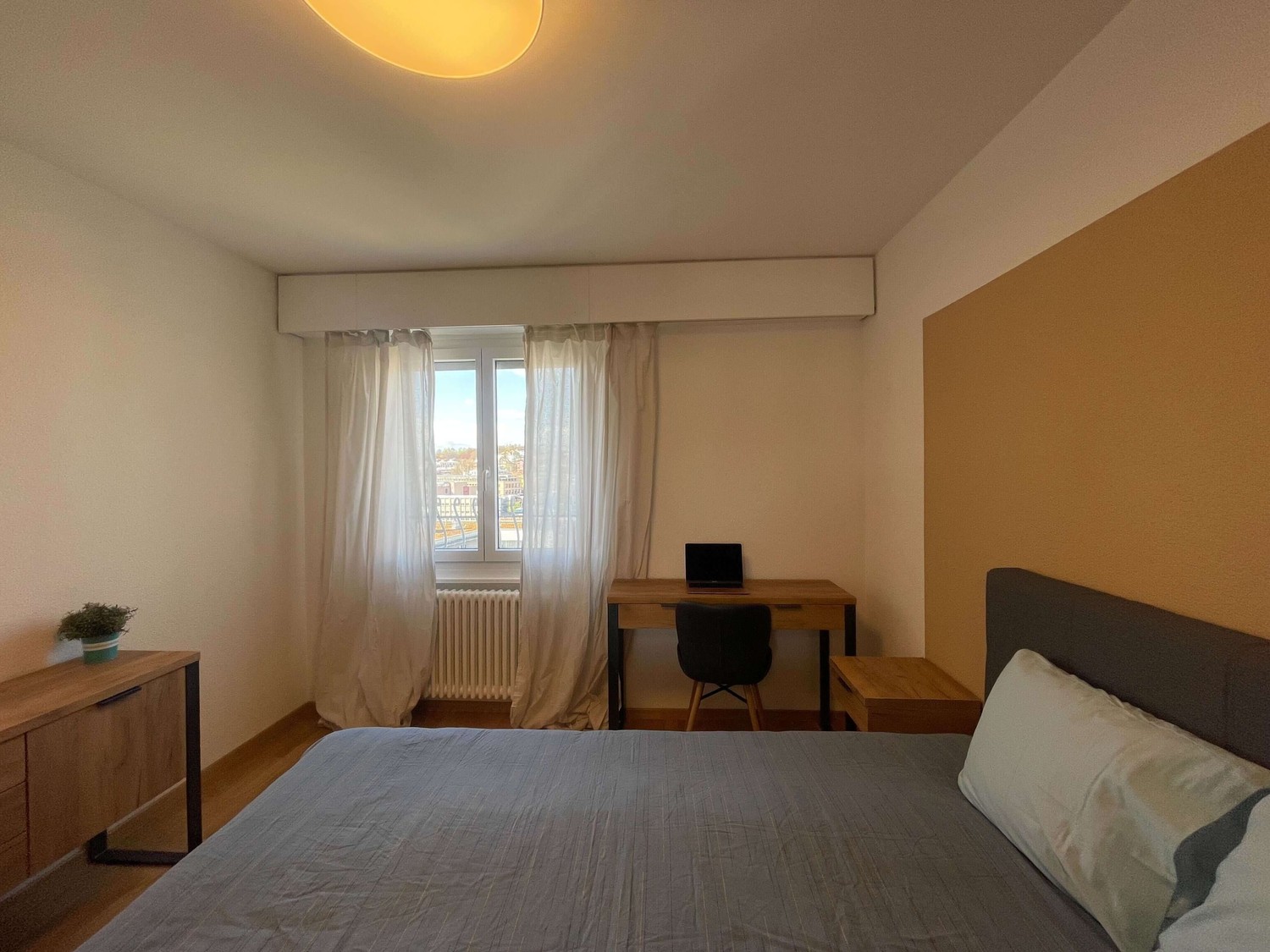 Camera in un appartamento condiviso