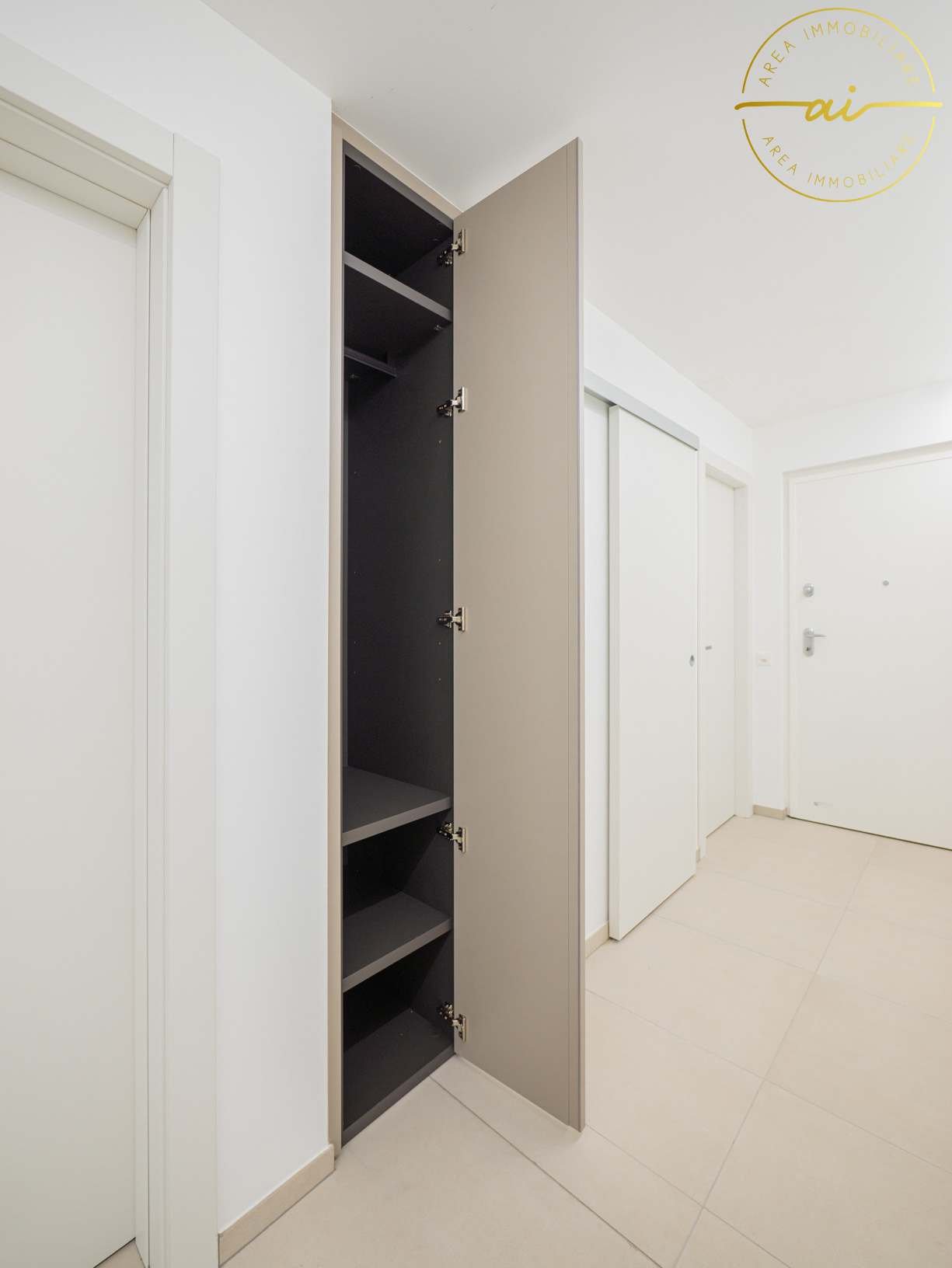 2 ½ rooms terrace flat, foto 7 di 10