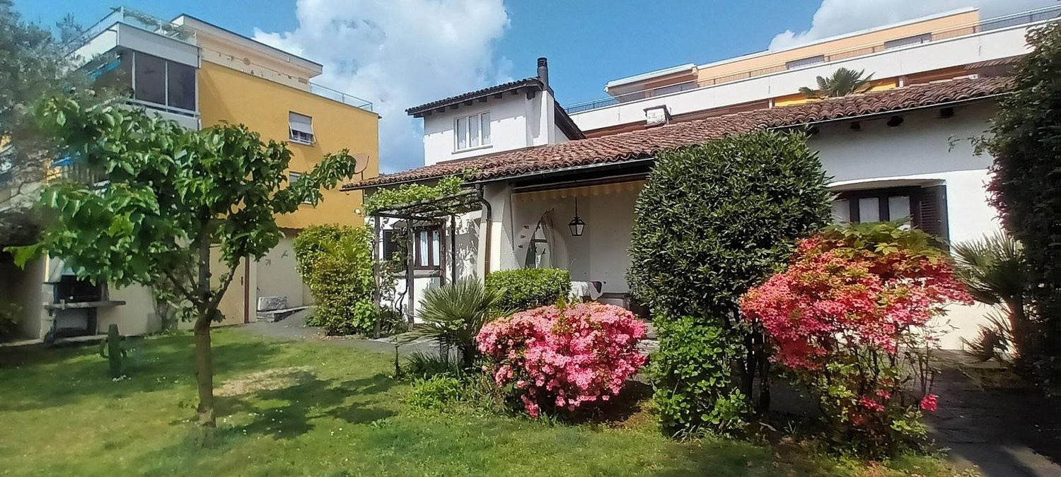 5 rooms single house