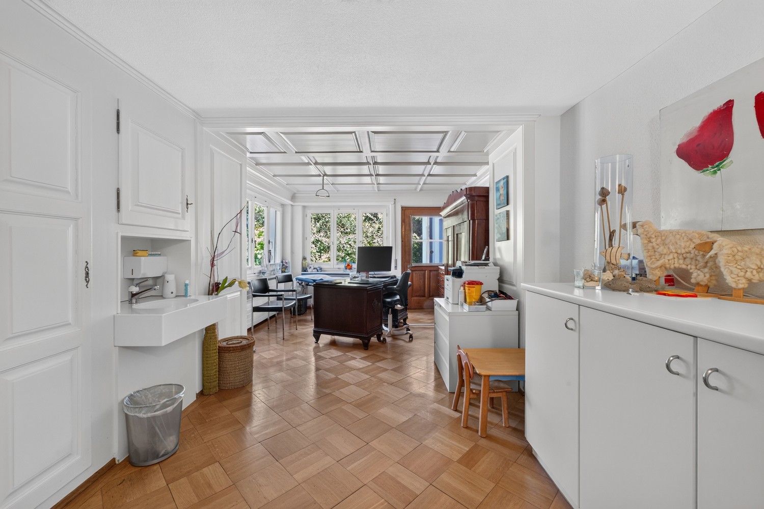147m² commercial