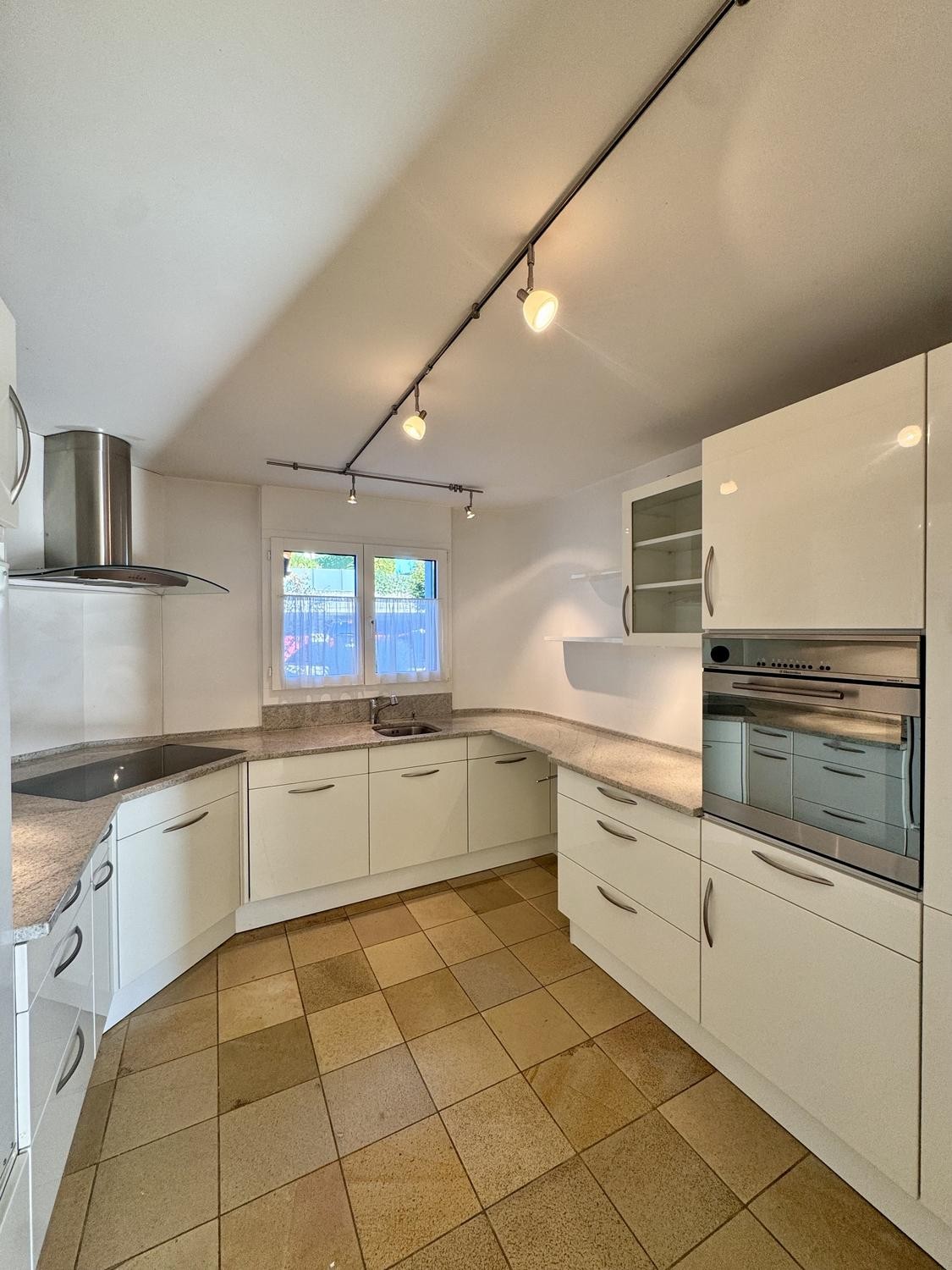 Casa unifamiliare di 3 ½ locali, foto 6 di 10