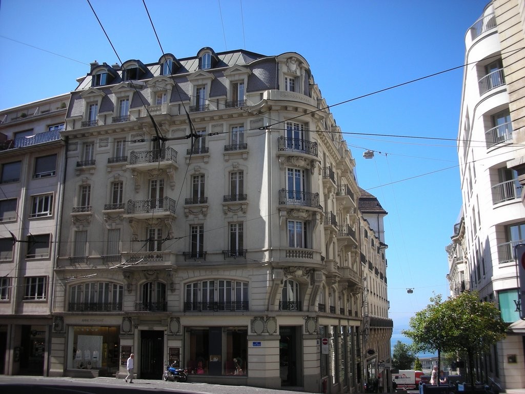 94m² office