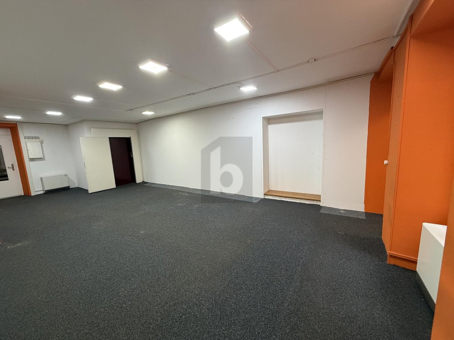 130m² Büro