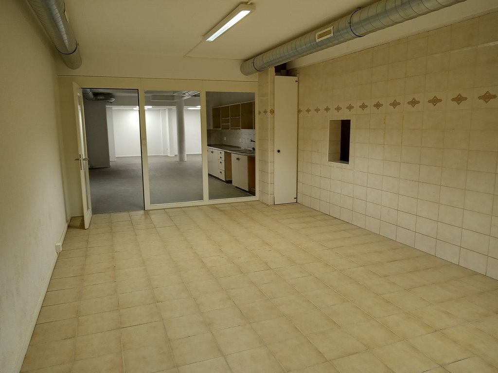 245m² ufficio, foto 9 di 10
