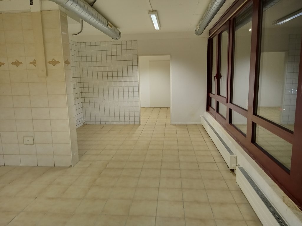 245m² ufficio, foto 10 di 10