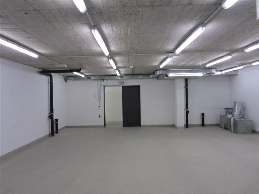 50m² locale magazzino
