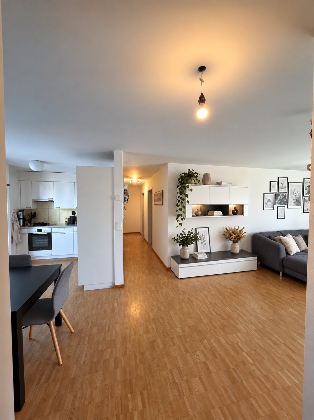 Appartamento di 2 ½ locali, foto 2 di 6