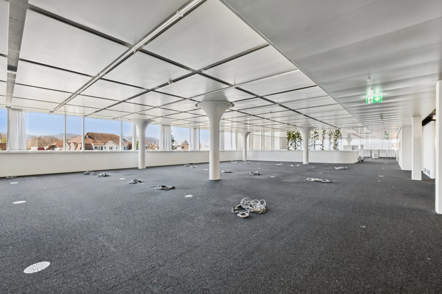5470m² ufficio