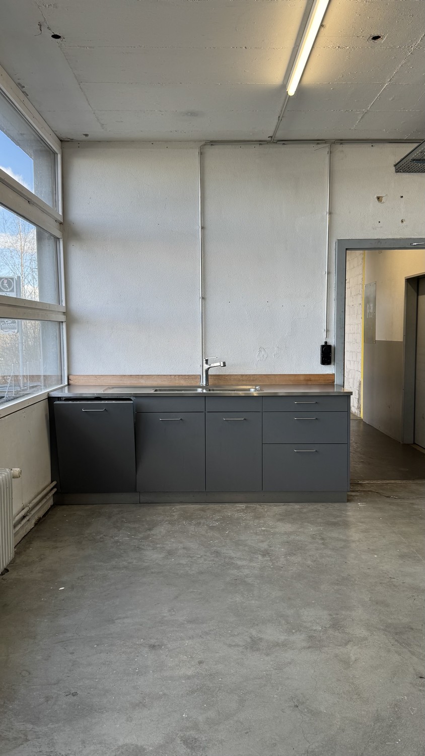 505m² commerciale, foto 7 di 10