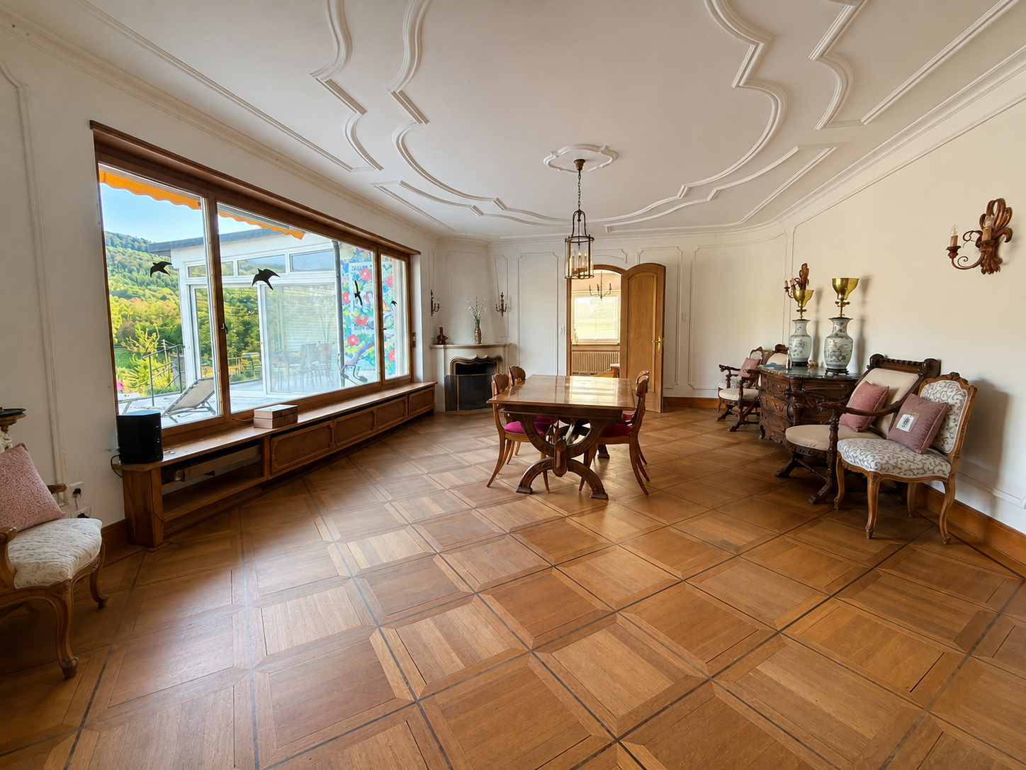 14 rooms villa