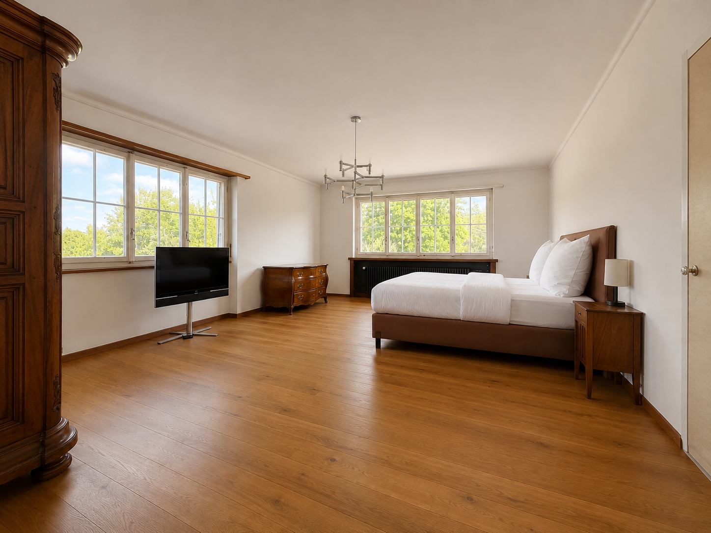 14 rooms villa