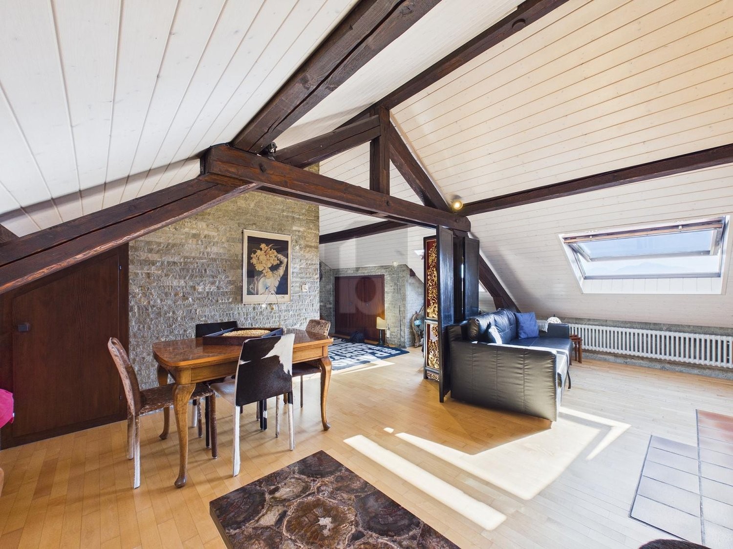 Möblierte 2 ½ Zimmer Wohnung