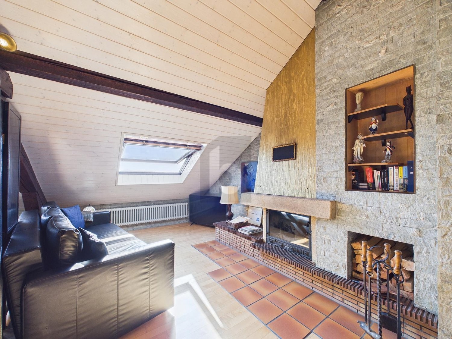 Möblierte 2 ½ Zimmer Wohnung